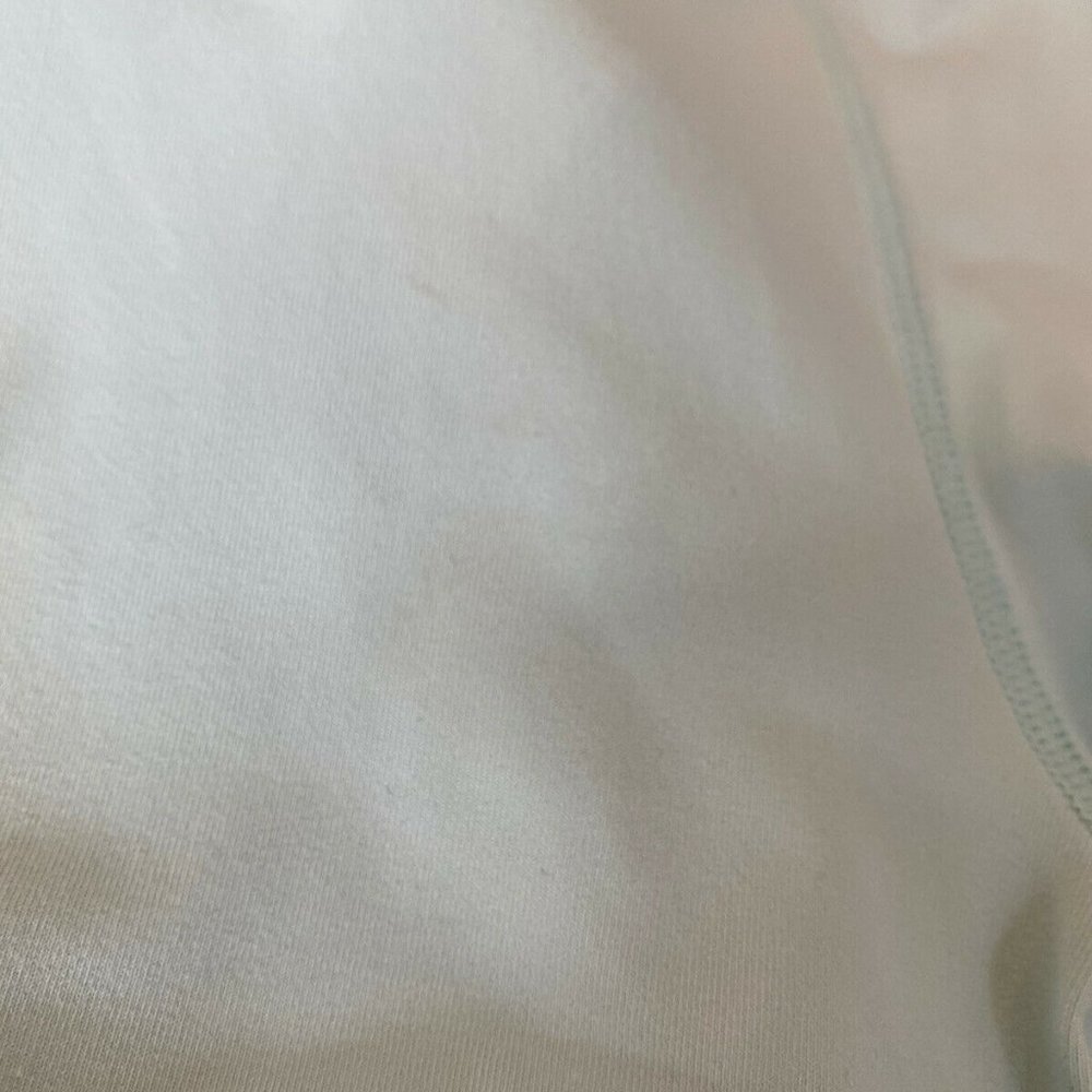 Fabletics Olesia Compression Lined Shorts Size L - Picture 6 of 6